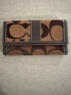 Coach Brown Hampton Signature Wallet & Checkbook